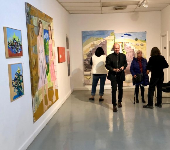 With Vernissage XVIII, RIVAA Returns In Style RIVAA President Tad Sudol tours the opening reception for Vernissage XVII.